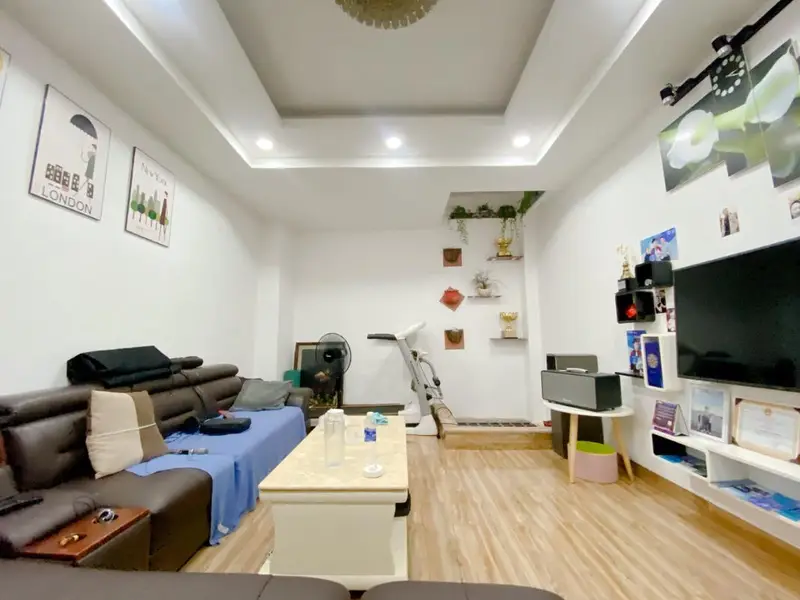 Nhà hẻm xe hơi Phạm Văn Bạch, 4 tầng, giá siêu ưu đãi... Bán nhà riêng tại Tân Bình, Hồ Chí Minh 01