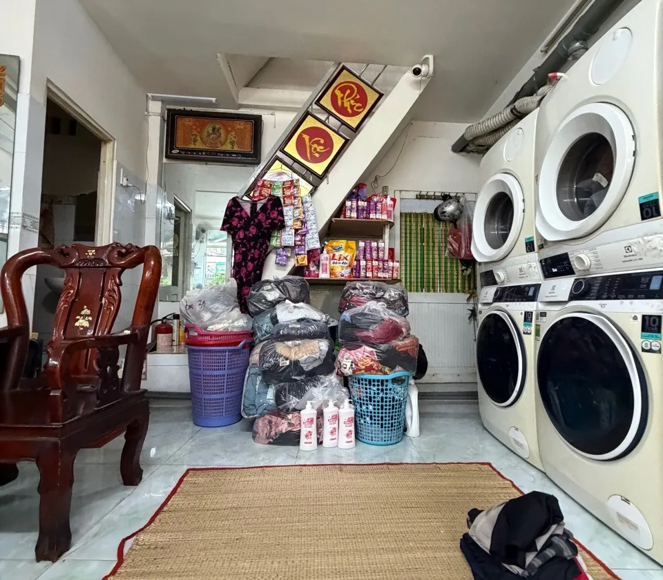 👉QUẬN 10- ĐỒNG NAI $ 4.8 TL
👉DT:20/21 M2(4× 5)
🔥 SIÊU PHẨM NHÀ PHỐ TRUNG TÂM – CHỦ LÂU NĂM CẦN B... Bán nhà riêng tại Hòa Hưng, Hồ Chí Minh 01