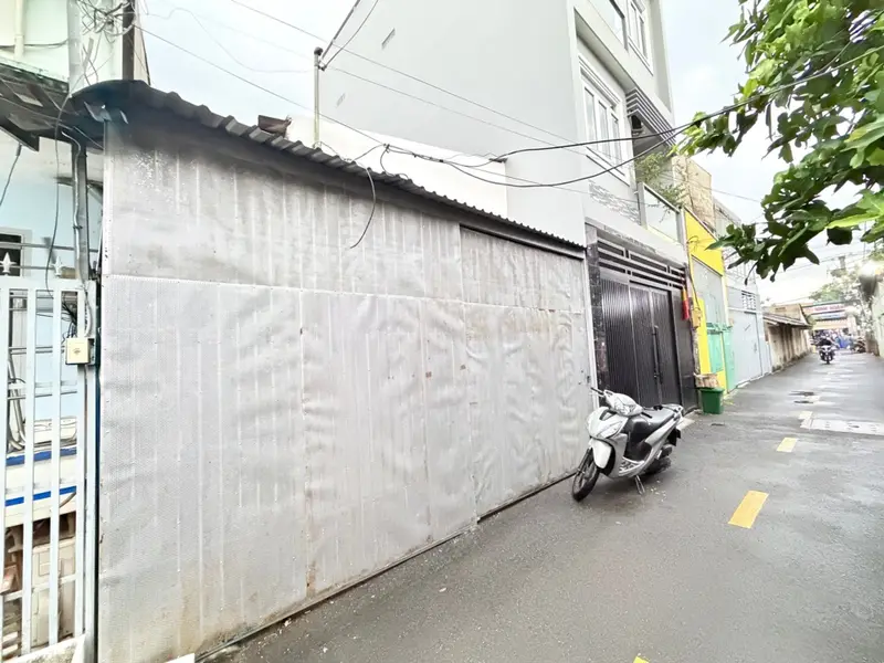 Nhà cấp 4 có gác lửng 41m2 hướng Tây, hẻm xe hơi tại phường Bình Trưng Quận 2... Bán nhà riêng tại Bình Trưng, Hồ Chí Minh 01