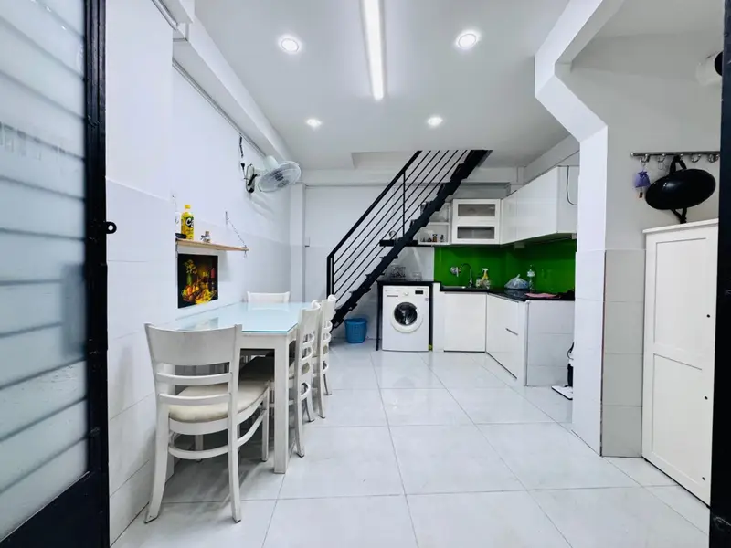 Bán nhà 3 tầng diện tích 17m2 tại Phú Nhuận, giá 4.4 tỷ... Bán nhà riêng tại Phú Nhuận, Hồ Chí Minh 01