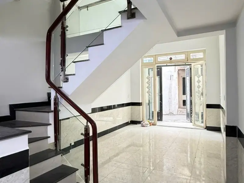 Nhà 4 tầng 5 phòng ngủ tại Tân Sơn, giá 5.8 tỷ... Bán nhà riêng tại Tân Sơn, Hồ Chí Minh 01