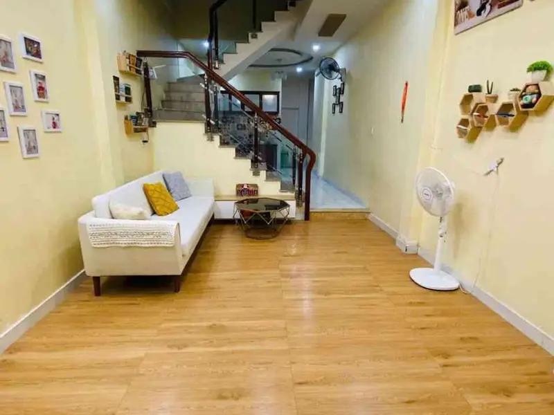 Bán nhà riêng 2 tầng hướng Nam tại Hoàng Diệu, Hải Châu, 93m2, pháp lý rõ ràng 0962273945... Bán nhà riêng tại Hòa Cường, Đà Nẵng 01