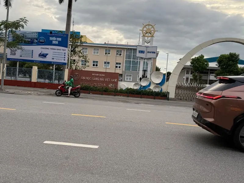🔥 GIẢM THẲNG 100 TRIỆU – CÒN 3,8 TỶ | NHÀ 4 TẦNG FULL NỘI THẤT – CHỈ 150M TỚI ĐH HÀNG HẢI – 5 PHÒN... Bán nhà riêng tại Lê Chân, Hải Phòng 01
