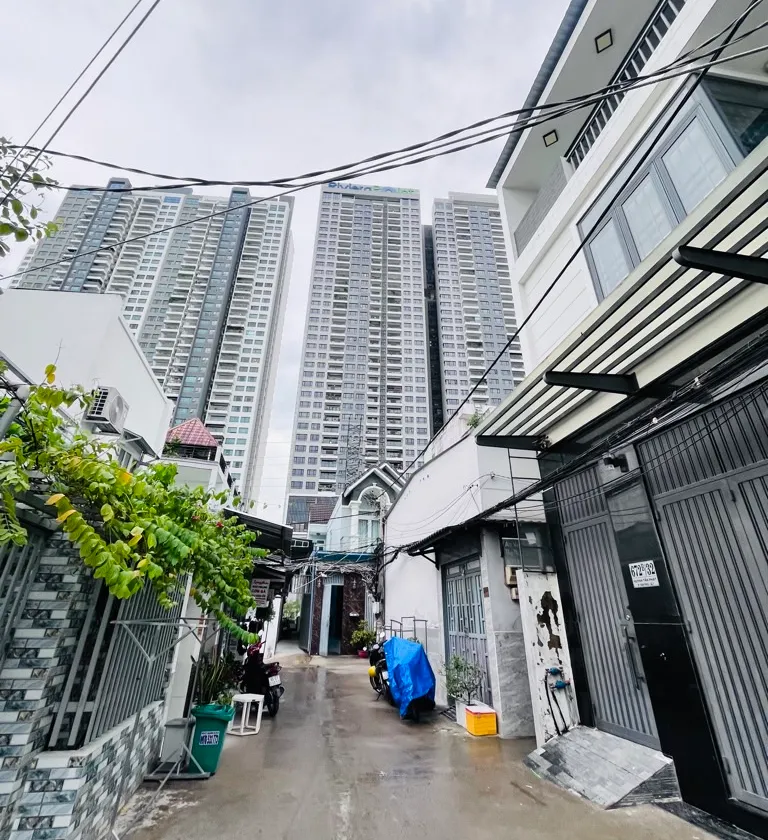 Nhà riêng hẻm xe hơi _ vị trí đắc địa tại Quận 7, giá giảm sâu cực hiếm có... Bán nhà riêng tại Tân Mỹ, Hồ Chí Minh 01