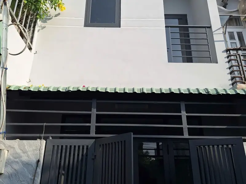 NHÀ MỚI TL29 THẠNH LỘC Q12 - GẦN CHỢ CẦU ĐỒNG - 45M² - 2 TẦNG – HẺM ÔTÔ 💸 4,2 TỶ... Bán nhà riêng tại An Phú Đông, Hồ Chí Minh 01