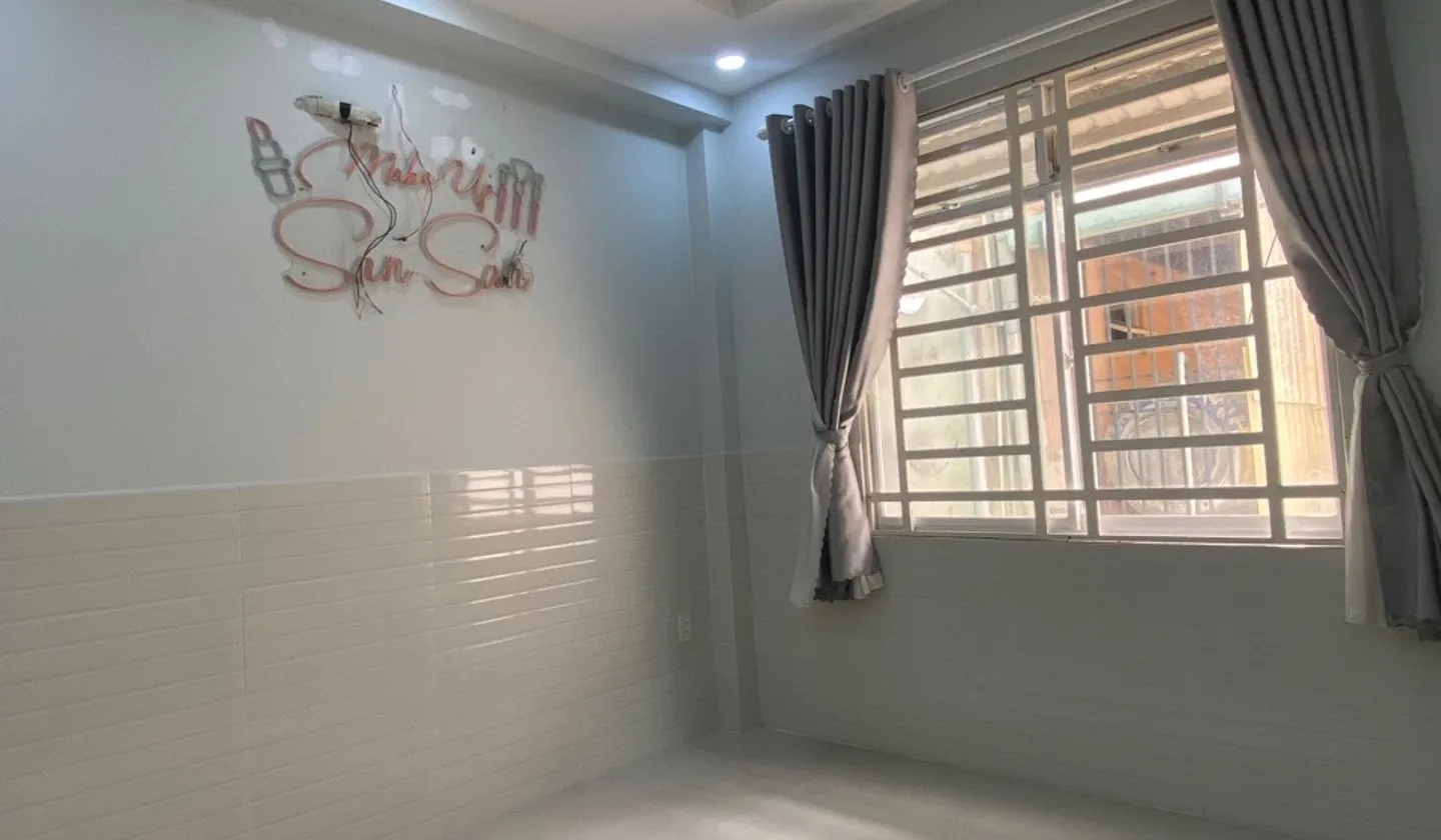 GAAAP! Bán nhà khu vực Tuệ Tĩnh - Ba Tháng Hai - Tôn Thất Hiệp hẻm xe hơi thông... Bán nhà riêng tại Phú Thọ, Hồ Chí Minh 01