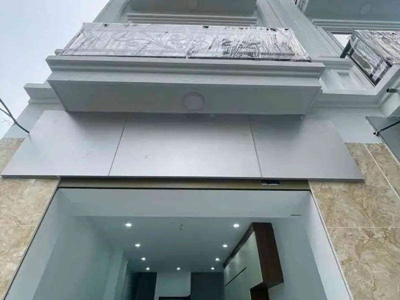 Bán nhà riêng 5 tầng diện tích 32m2 tại Vĩnh Khang, Hà Nội... Bán nhà riêng tại Ngọc Hồi, Hà Nội 01