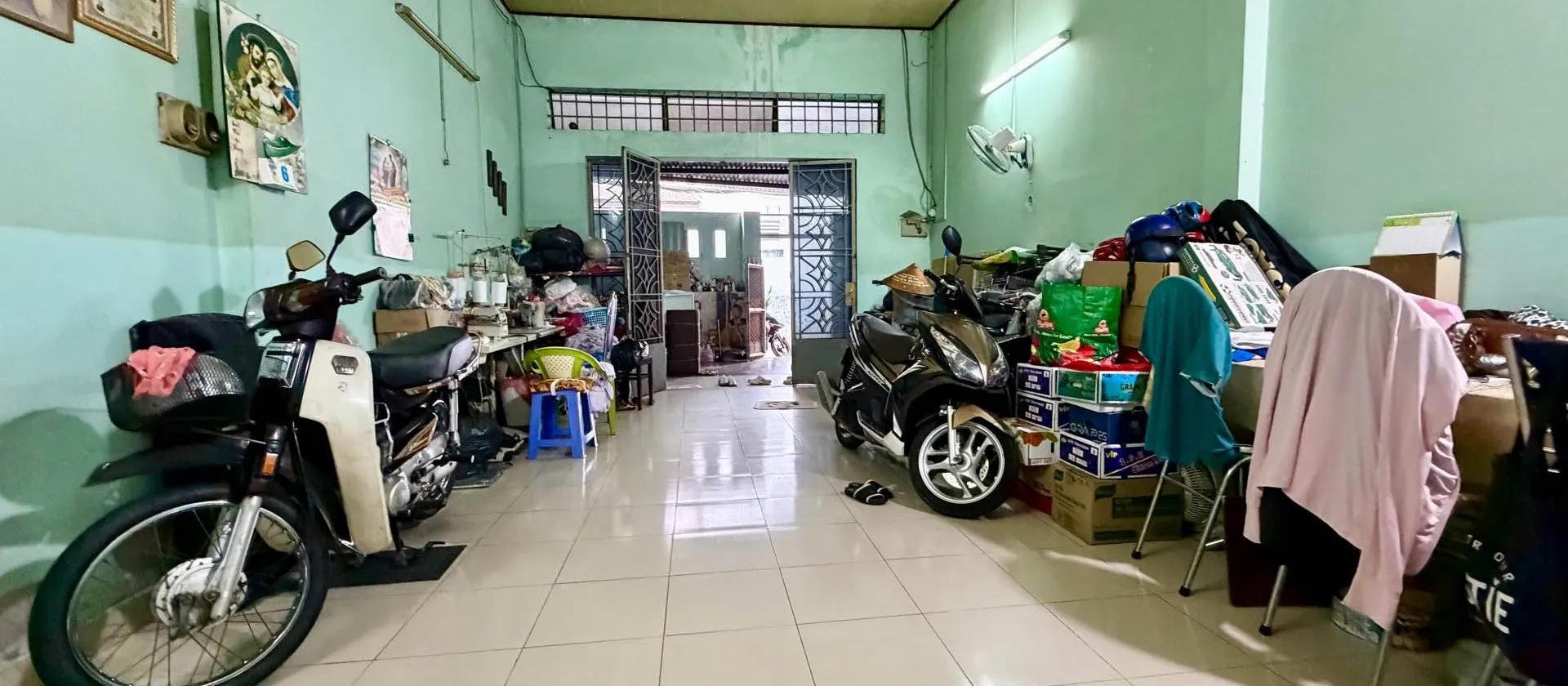 Bán nhà mặt phố 1 tầng gần trung tâm quận Tân Bình giá 18 tỷ... Bán nhà mặt phố tại Bảy Hiền, Hồ Chí Minh 01