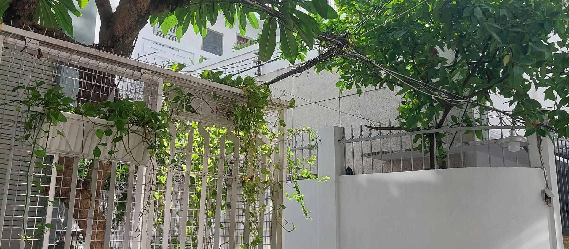 MỘT NGÔI NHÀ ĐẸP.
HXH THÔNG - SẠCH SẼ THOÁNG MÁT TRÊN ĐƯỜNG TRẦN BÌNH TRỌNG Q5
Dt: 7.8 x13.8
5PN/5... Bán nhà riêng tại Chợ Quán, Hồ Chí Minh 01