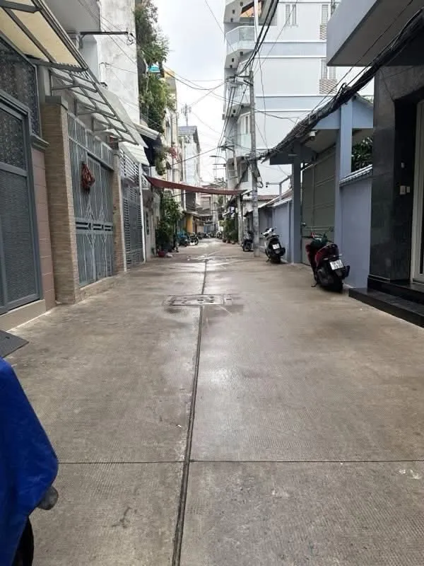 🏡 Hòa Hảo – Quận 10 gần ĐHKT - hẻm xe hơi 6m – 40M2 - 4 tầng btct – 3PN nhà mới đẹp - Giá 11 tỷ TL... Bán nhà riêng tại Diên Hồng, Hồ Chí Minh 01