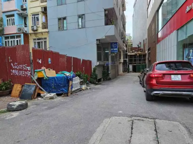 Bán đất có nhà cũ phố Lạc Long Quân, cách Hồ Tây 100m, trước nhà ô tô tránh dừng đỗ... Bán nhà riêng tại Nghĩa Đô, Hà Nội 01
