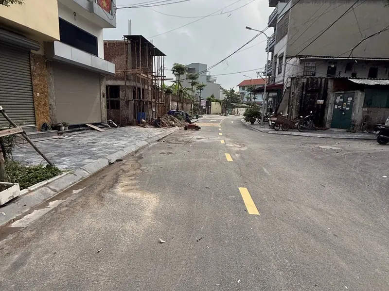 ĐẤT VUÔNG MẶT PHỐ KINH DOANH BẤT CHẤP VĨA HÈ. OTO TRÁNH. TẠI THÔN BẦU THIÊN LỘC... Bán đất tại Thiên Lộc, Hà Nội 01