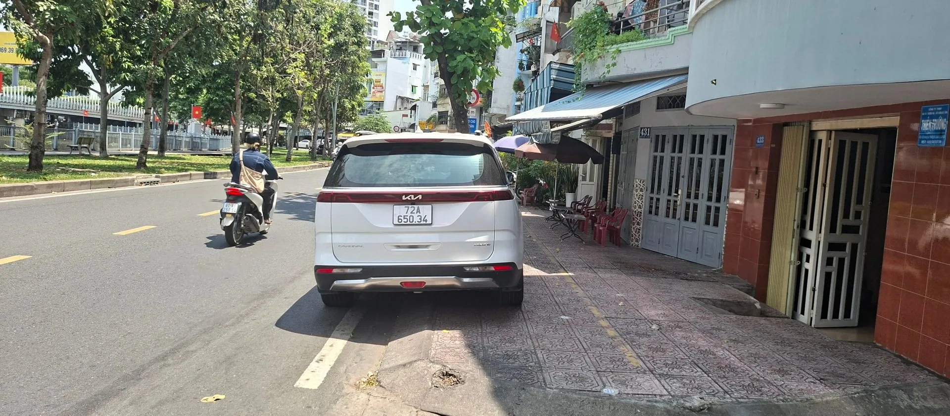 Nhà mặt phố quận 3 - góc view sông thoáng mát, tiện kinh doanh... Bán nhà mặt phố tại Xuân Hòa, Hồ Chí Minh 01