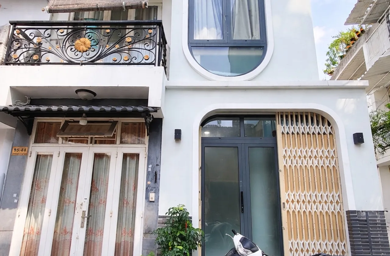 Nhà hẻm ô tô sát mặt tiền Quận Bình Thạnh, 42m2, giá 9.5 tỷ, cơ hội hiếm có... Bán nhà riêng tại Gia Định, Hồ Chí Minh 01