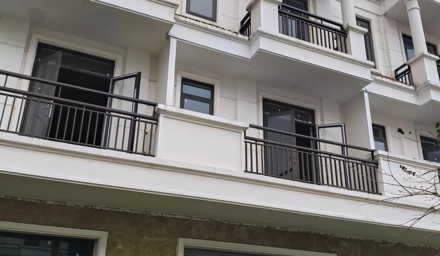 CĂN SHOPHOUSE VISIP-VỈA HÈ-OTO DỪNG ĐỖ NGÀY ĐÊM-CHỦ ĐẦU TƯ UY TÍN... Bán Shophouse tại Từ Sơn, Bắc Ninh 01