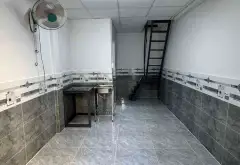 CHỈ HƠN 3 TỶ CÓ NHÀ 2 TẦNG Ở QUẬN 1, HẺM 3M CÁCH 1 CĂN RA MẶT TIỀN- CHỦ Ở NƯỚC NGOÀI CẦN BÁN GẤP.... Bán nhà riêng tại Cầu Ông Lãnh, Hồ Chí Minh 01