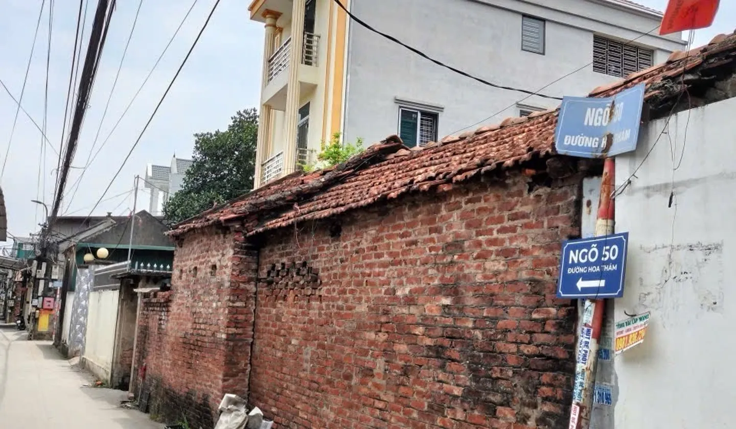 Đất 50.27 Hoa Thám 165/178m2 4.75 tỷ mua bán vi bằng chưa sổ... Bán nhà riêng tại An Khánh, Hà Nội 01