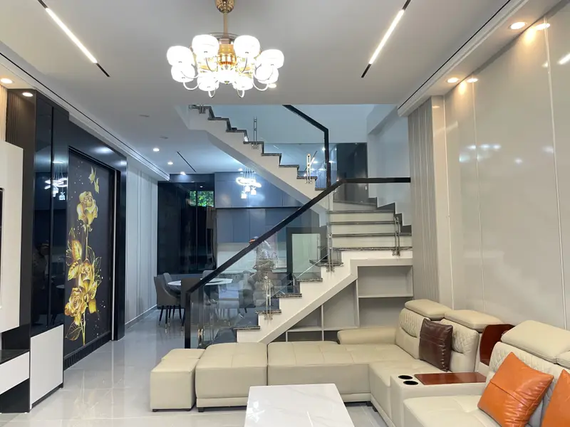 Nhà mặt phố 3 tầng hiện đại, tặng full nội thất, sẵn ở ngay... Bán nhà mặt phố tại Hồng An, Hải Phòng 01