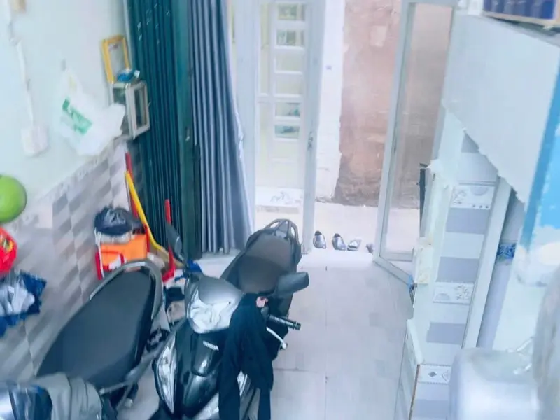 Nhà 3 tầng siêu xinh trên Lạc Long Quân, sẵn sàng ở ngay... Bán nhà riêng tại Bình Thới, Hồ Chí Minh 01