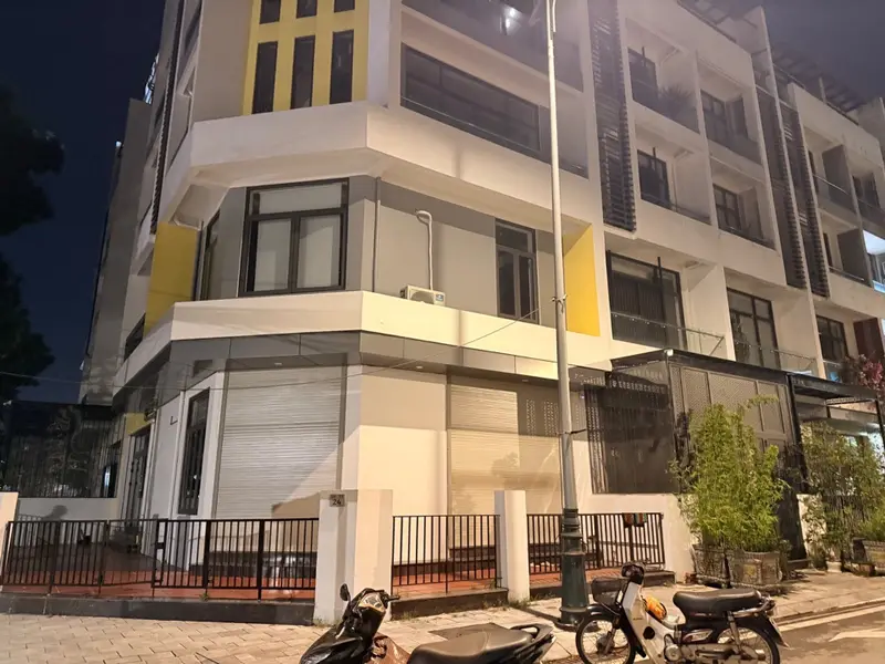 BÁN NHÀ LIỀN KỀ BÌNH MINH GARDEN ĐỨC GIANG 147M2- 5 TẦNG LÔ GÓC, MẶT PHỐ ĐẮC ĐỊA - 34.8 Tỷ... Bán nhà mặt phố tại Việt Hưng, Hà Nội 01