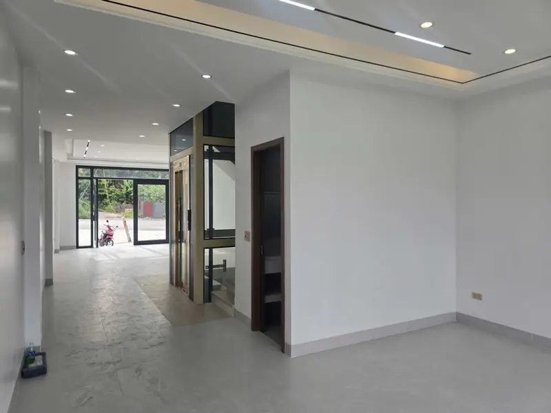 Nhà 5 tầng hiện đại, vừa ở vừa kinh doanh tại Hà Tu, Quảng Ninh... Bán nhà riêng tại Hà Tu, Quảng Ninh 01