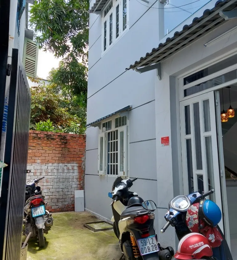 Bán nhà riêng 2 tầng phường 10 quận Tân Bình diện tích 45.4m² giá 5 tỷ... Bán nhà riêng tại Bảy Hiền, Hồ Chí Minh 01