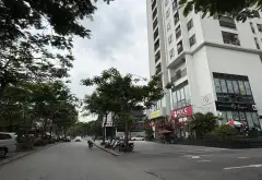TT Thanh Trì phân lô oto tải tránh
Xây tòa Văn Phòng -kết hợp ơ-Sổ Vuông Đẹp
Đất - 84m² - 21 tỷ... Bán đất tại Thanh Trì, Hà Nội 04
