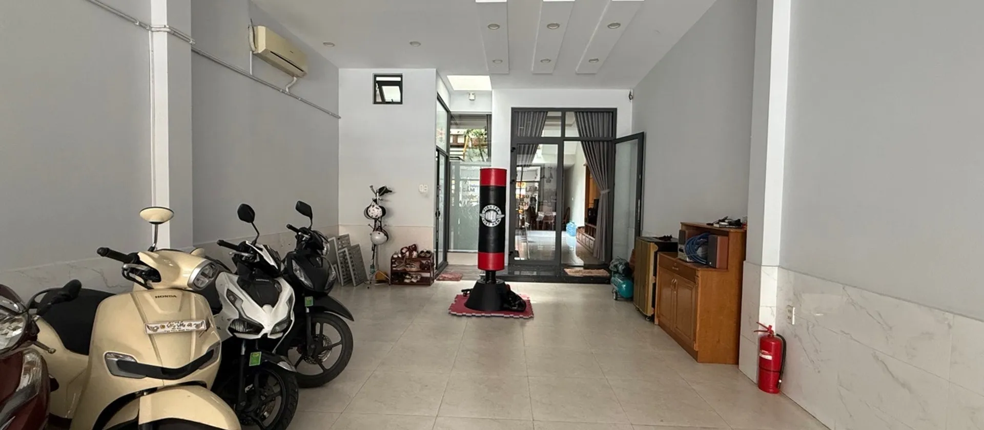 Bán nhà mặt tiền Phường Thông Tây Hội, TP.HCM, mặt tiền rộng, tiện kinh doanh... Bán nhà mặt phố tại Thông Tây Hội, Hồ Chí Minh 01
