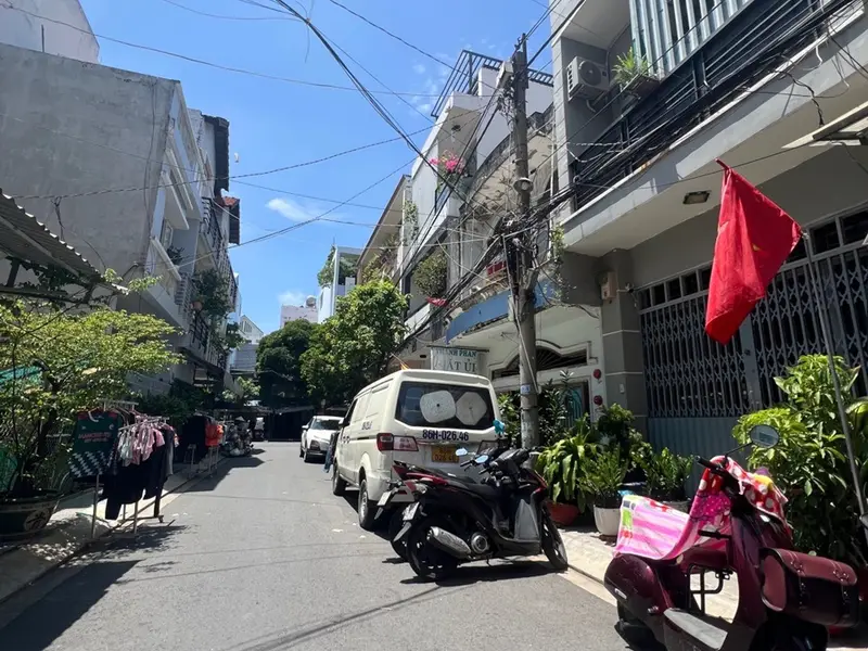 Nhà mặt phố 3 tầng khu vực Quận 7, diện tích 40m², pháp lý rõ ràng... Bán nhà mặt phố tại Tân Mỹ, Hồ Chí Minh 01