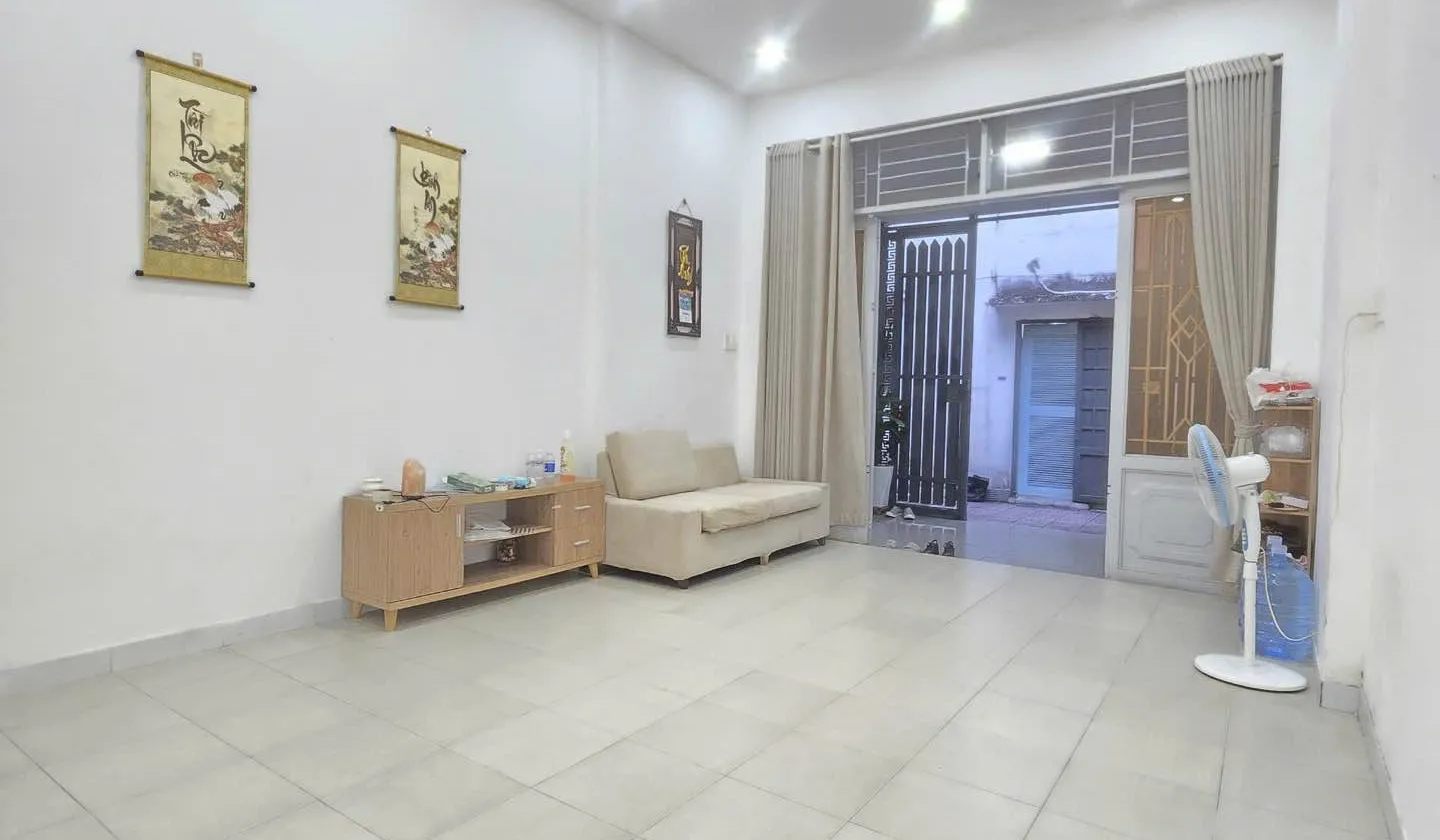Bán nhà riêng 2 tầng diện tích 61.9m² hướng Đông Nam tại Tiền Giang giá 7.5 tỷ đồng... Bán nhà riêng tại Tân Sơn Hòa, Hồ Chí Minh 01