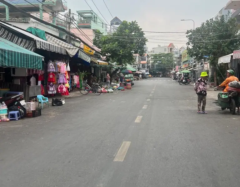 MẶT TIỀN KINH DOANH 4 TẦNG KHU TÊN LỬA 94M2 NGANG 5M NHIK 9 TỶ... Bán nhà mặt phố tại An Lạc, Hồ Chí Minh 01