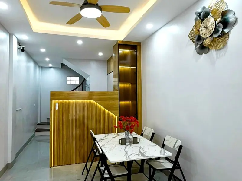 Nhà 5 tầng mới xây sát ĐH Thương Mại, view hồ thoáng mát... Bán nhà riêng tại Cầu Giấy, Hà Nội 01