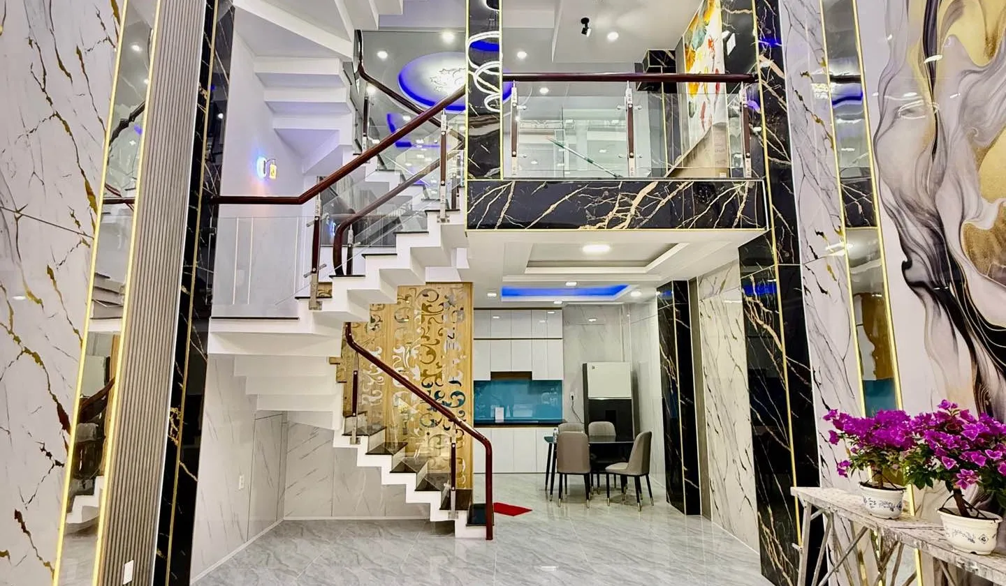 Nhà 5 tầng, 50m2 5PN 5WC, hẻm nhựa 10m, khu phân lô, giá 9,2 tỷ... Bán nhà riêng tại An Hội Tây, Hồ Chí Minh 01