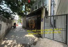 NGÕ NÔNG - Ô TÔ ĐỖ TRÁNH CÁCH 20M - SỬ DỤNG MỘT MÌNH NGÕ CHUNG, DÒNG TIỀN 9TR/THÁNG

💟 Vị trí:
🔻... Bán nhà riêng tại Long Biên, Hà Nội 06