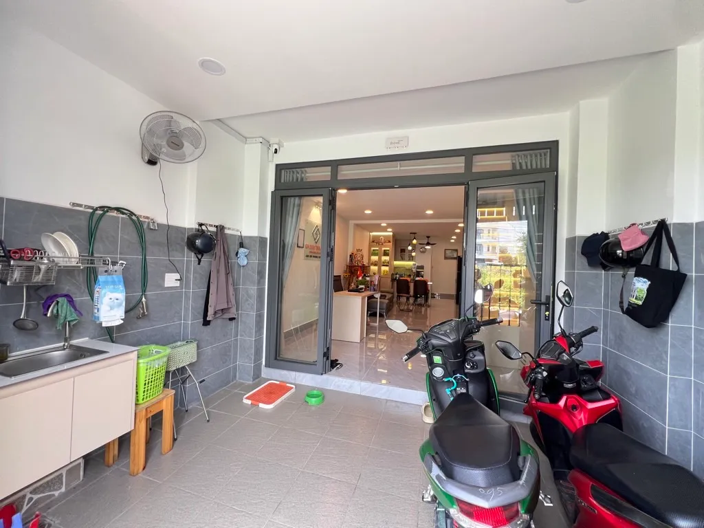 Bán nhà riêng 2 tầng phường Tăng Nhơn Phú A, Quận 9, diện tích 55.6 m2 giá 5 tỷ 850.... Bán nhà riêng tại Tăng Nhơn Phú, Hồ Chí Minh 01
