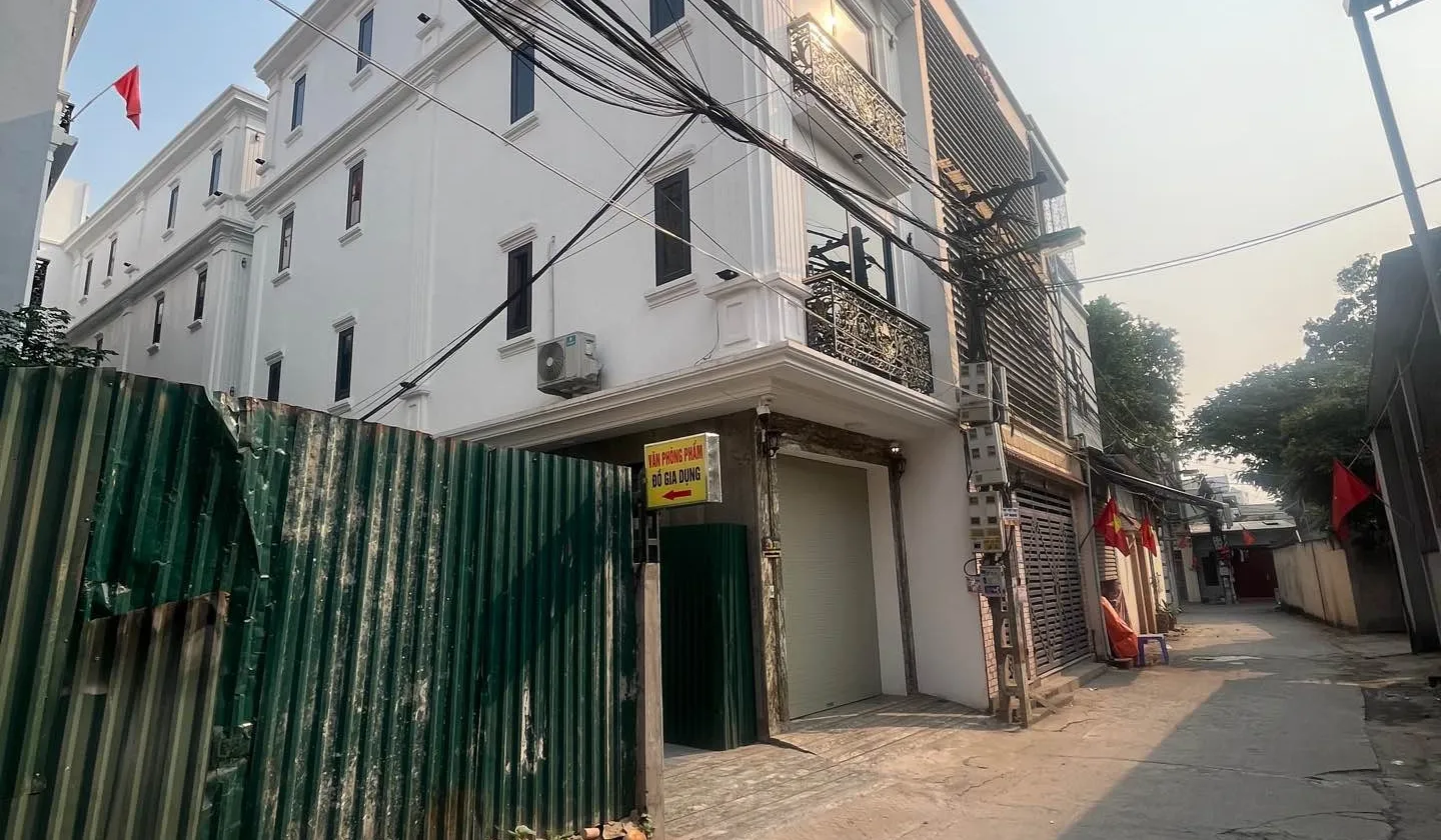 Nhà Mới Sang Trọng - Ô Tô Đỗ Cửa, Ngay Trung Tâm... Bán nhà riêng tại Nam Phù, Hà Nội 01