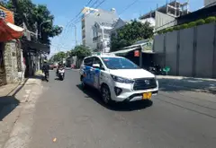 Biệt thự sang trọng sở hữu tầm nhìn sông xanh mát tại quận 7... Bán nhà mặt phố tại Tân Thuận, Hồ Chí Minh 01
