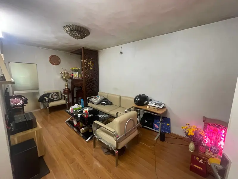 Căn hộ lô góc tầng 2 tập thể Giảng Võ, diện tích rộng thoáng... Bán căn hộ chung cư tại Giảng Võ, Hà Nội 01
