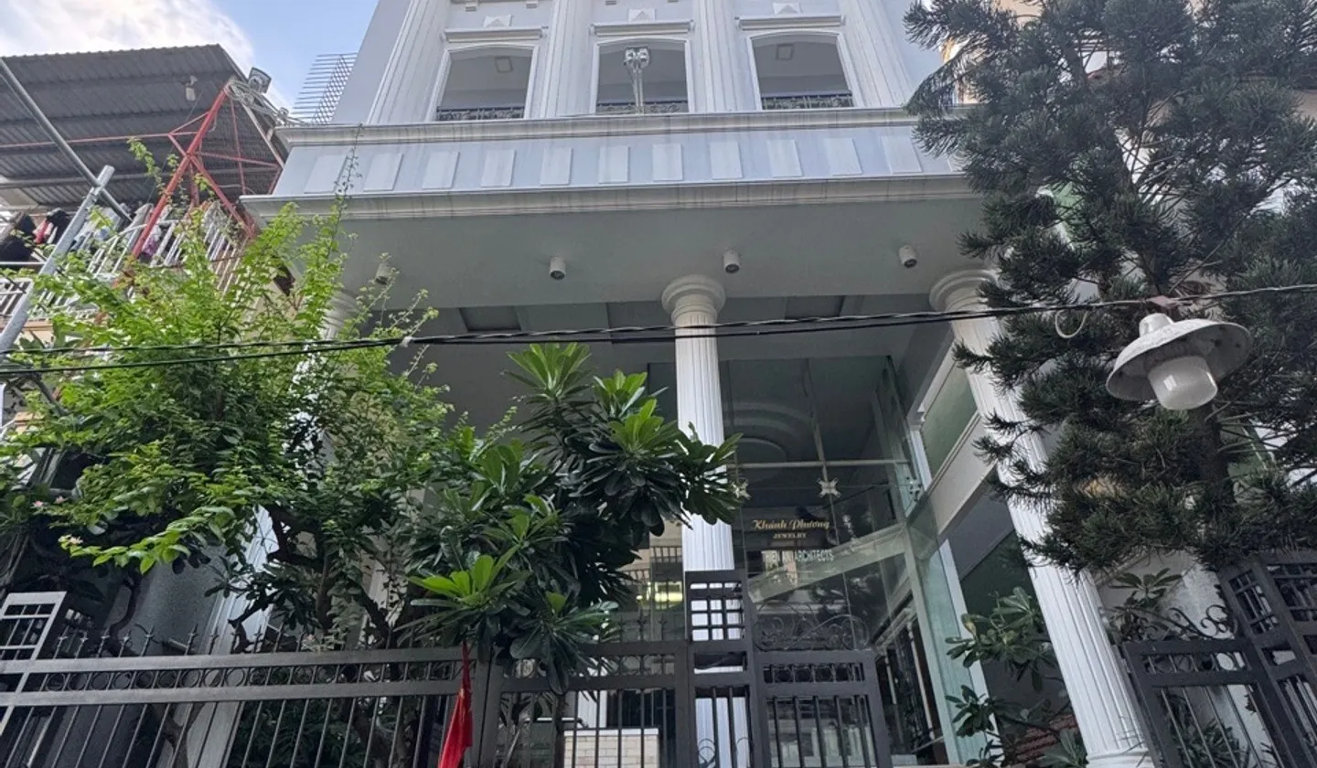 Cơ hội vàng sở hữu toà nhà văn phòng 8 tầng ngay trung tâm Quận 5... Bán văn phòng tại Chợ Quán, Hồ Chí Minh 01