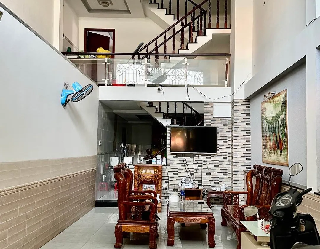 Nhà mặt phố rộng thoáng, sinh lời ngay tại Xuân Thới Sơn... Bán nhà mặt phố tại Xuân Thới Sơn, Hồ Chí Minh 01
