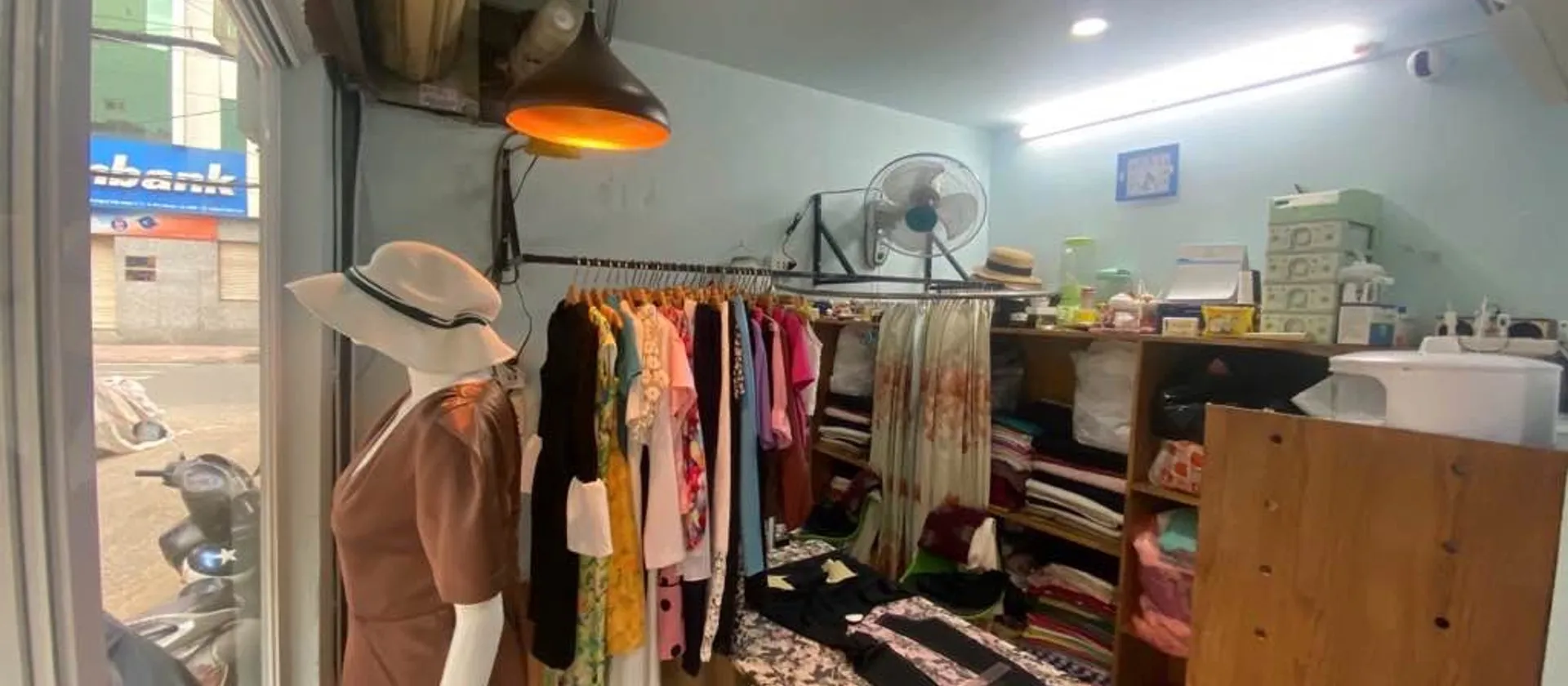 Nhà nhỏ xinh mặt phố quận Phú Nhuận giá cực hợp lý... Bán nhà mặt phố tại Phú Nhuận, Hồ Chí Minh 01