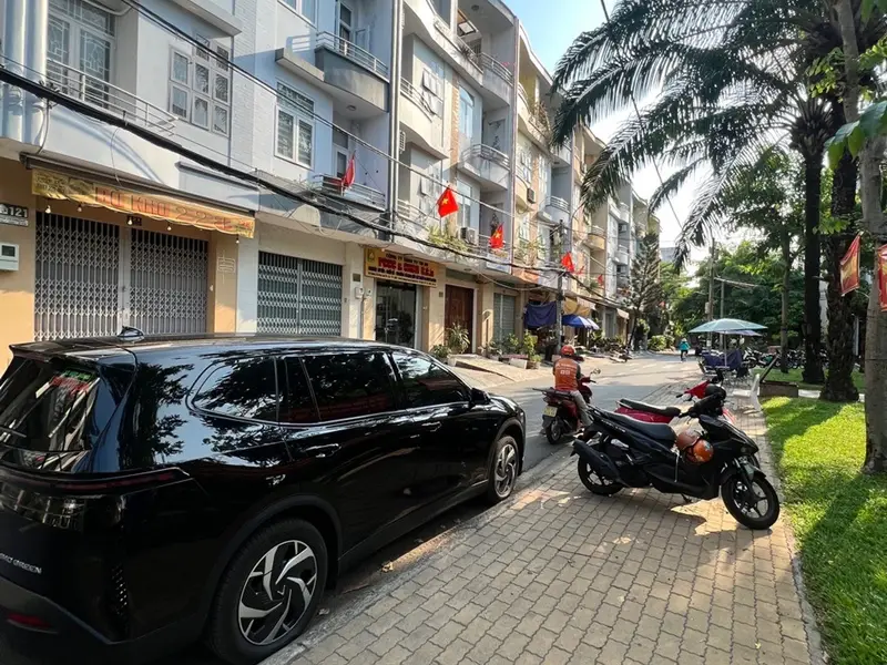 Bán nhà riêng 5 tầng mặt tiền 4m tại Bông Sao, phù hợp kinh doanh, giá 11.6 tỷ... Bán nhà riêng tại Bình Đông, Hồ Chí Minh 01