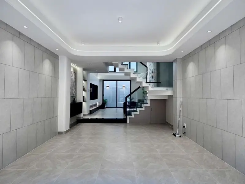 Nhà 5 tầng tinh tươm, giá chốt hấp dẫn tại quận sầm uất... Bán nhà riêng tại Bình Trị Đông, Hồ Chí Minh 01