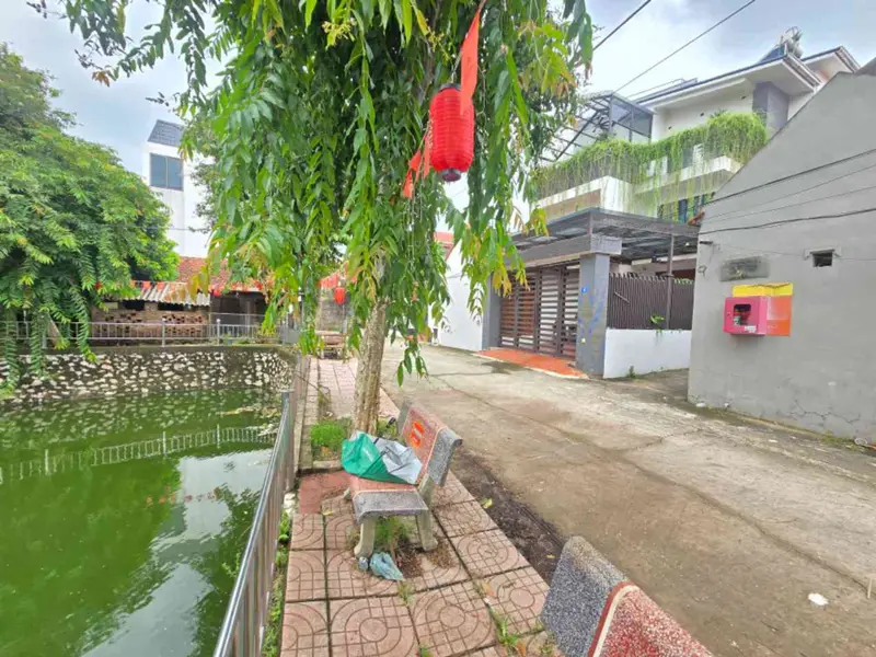 Chỉ hơn 2₫ - 50 m - MT = mh = 4,1 m 
Thông thoáng View bờ hồ cực thoáng ạ... Bán đất tại Hoài Đức, Hà Nội 01