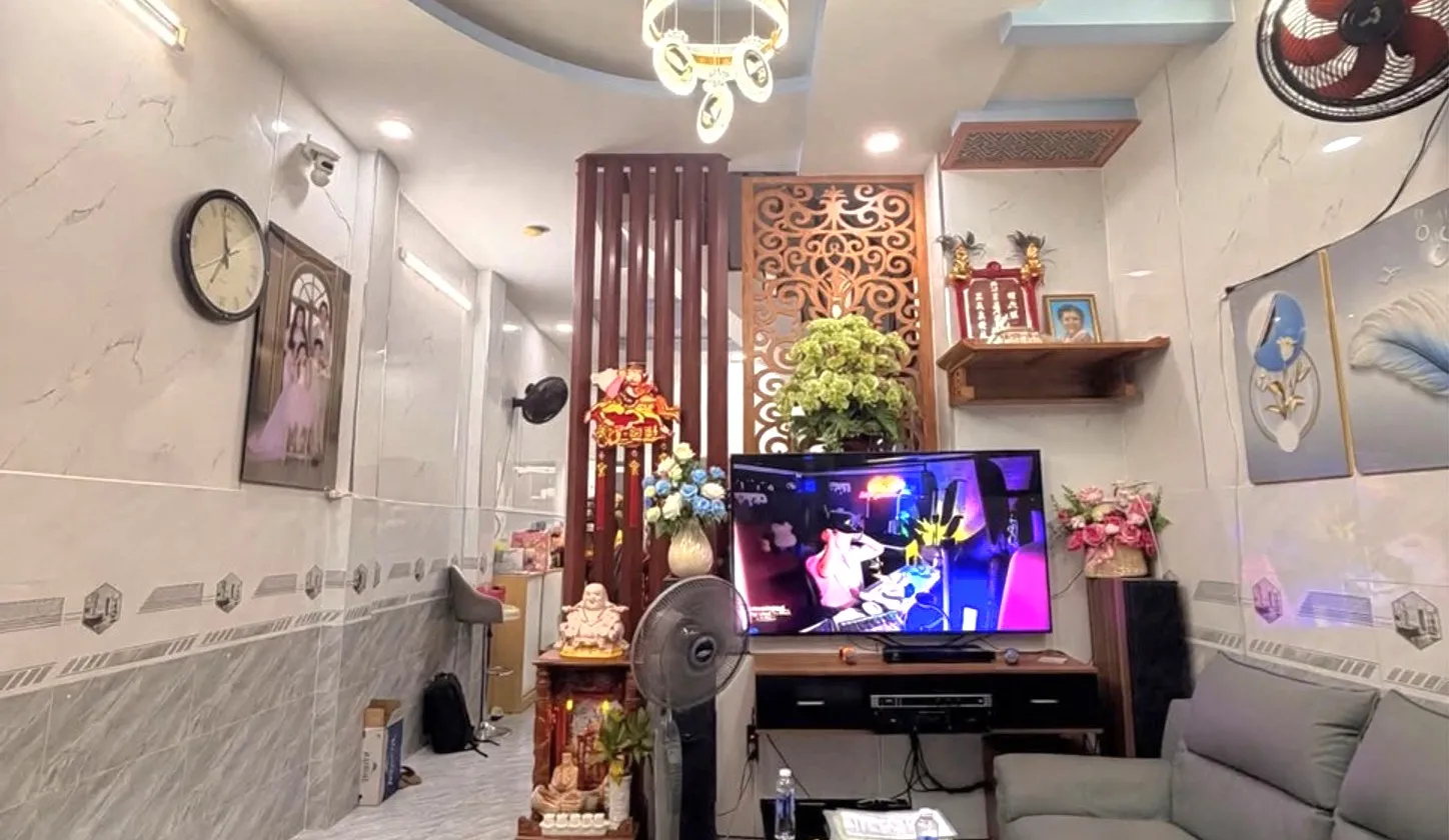 BÁ.N NHÀ ĐẸP CẠNH TỈN.H LỘ 10 - KHU TÊN LỬ.A - Ở NGAY - ( 4X12M ) CHỈ 4$ NHỎ... Bán nhà riêng tại Bình Trị Đông, Hồ Chí Minh 01