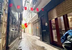 Bán nhà riêng 5 tầng tại phường Cầu Giấy, Hà Nội, 45 m2, Ngõ thông, Giá 12.8 tỷ... Bán nhà riêng tại Cầu Giấy, Hà Nội 02