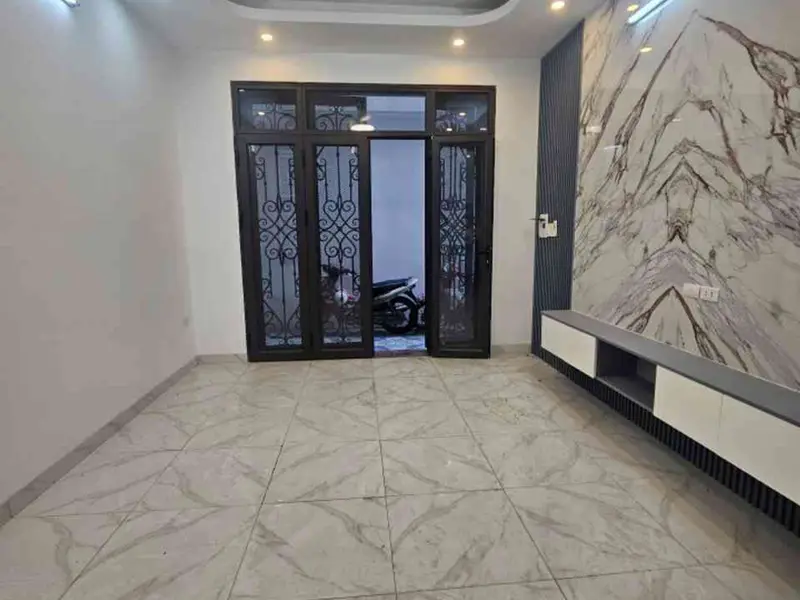 Bán nhà riêng 5 tầng tại Việt Hưng, gần công viên, ô tô tránh cách 100m... Bán nhà riêng tại Việt Hưng, Hà Nội 01