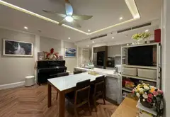 Bán Căn hộ cao cấp 3 phòng ngủ gần Royal City, diện tích 125m2 tại Nguyễn Trãi giá 13,9 Tỷ... Bán căn hộ chung cư tại Thanh Xuân, Hà Nội 03