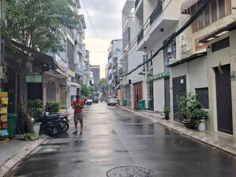 Nhà 2 mặt tiền xanh mát gần Ga Sân Bay T3 Cộng Hoà... Bán nhà riêng tại Tân Bình, Hồ Chí Minh 01