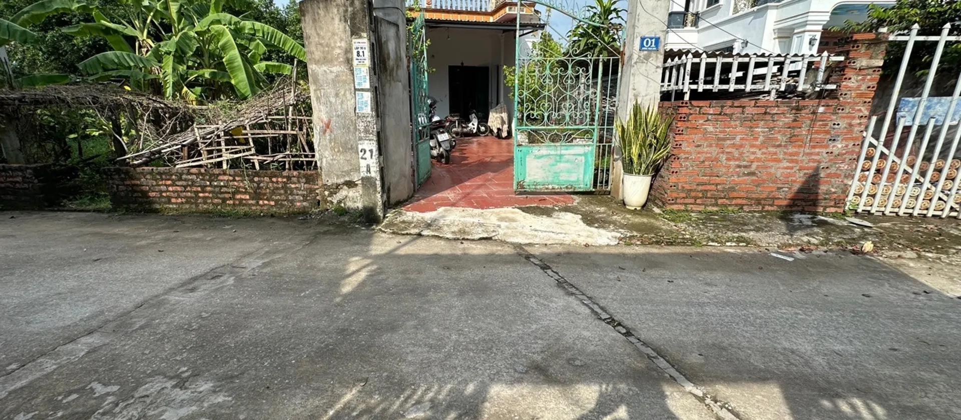 Nhà sân vườn rộng rãi, vị trí vàng chờ chủ mới... Bán nhà riêng tại Trung Giã, Hà Nội 01